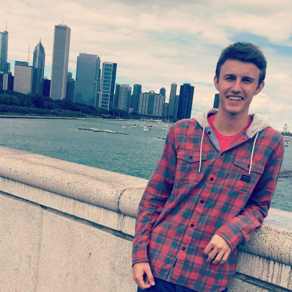 Meet your Posher, Aaron